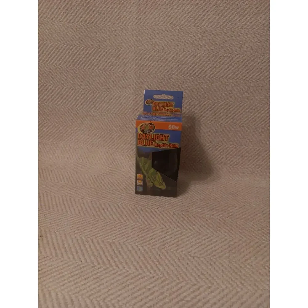 Zoo Med Daylight Blue Reptile Bulb (60 watt) DB-60